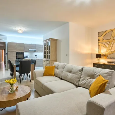 Apartment Elegance Sliema- Where Comfort Meets Class In