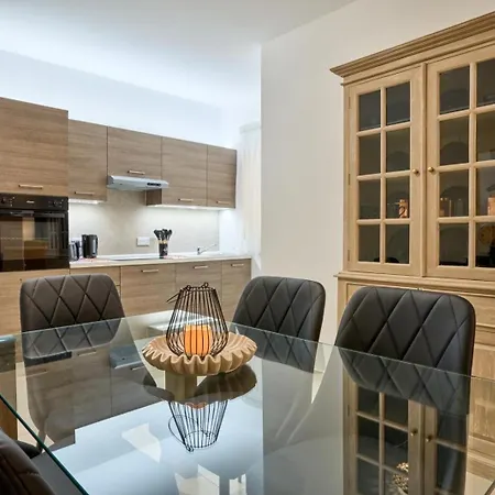 Elegance Sliema- Where Comfort Meets Class In * Sliema