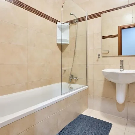 Apartamento Elegance Sliema- Where Comfort Meets Class In *